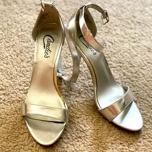 CANDIE’S ankle strap sandals